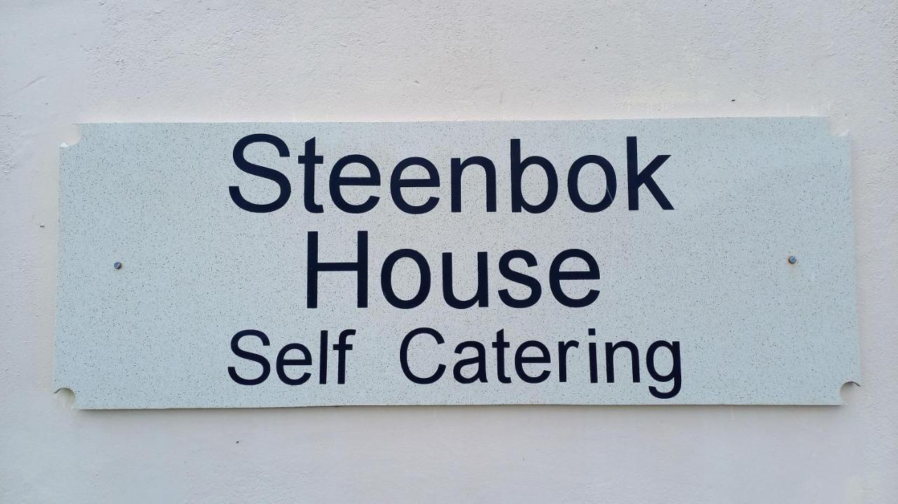 Steenbok House ヘルマナス エクステリア 写真